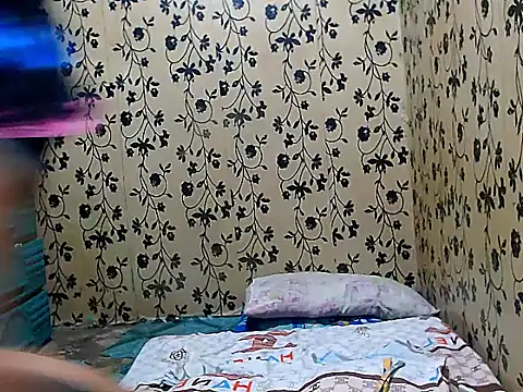 UrtemptationsMistress69 online show from September 14, 9:56 pm