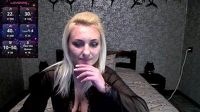 annagreeneyess online show from October 9, 11:03 am