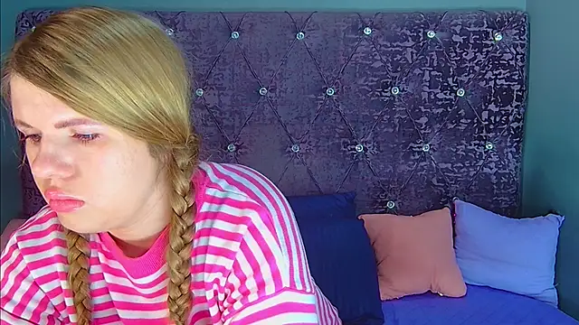 NoraBigAss online show from January 14, 2:49 am