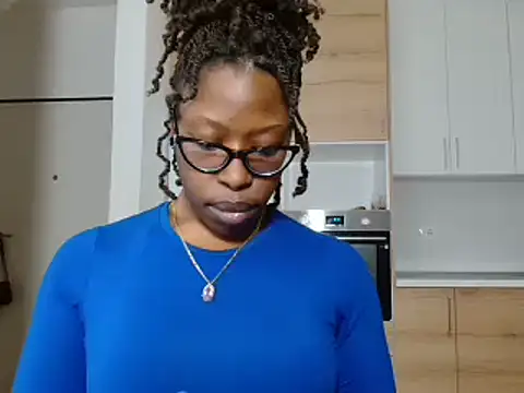 MadamIndigo online show from January 15, 5:19 pm