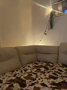 Lady  Maria online show from April 19, 6:10 pm