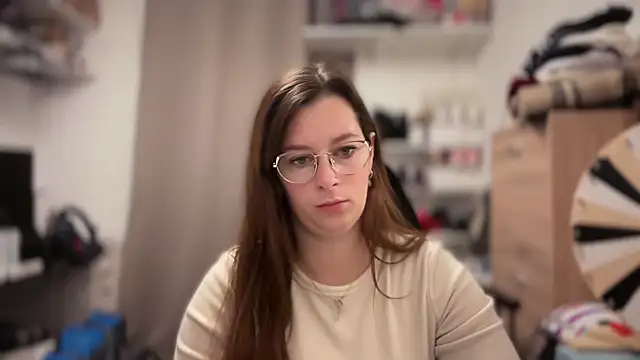 Amai Live online show from October 6, 6:52 am