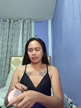 lady kim boner online show from November 27, 11:35 am