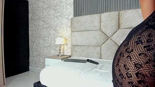 Cris  sweet online show from September 29, 12:10 pm