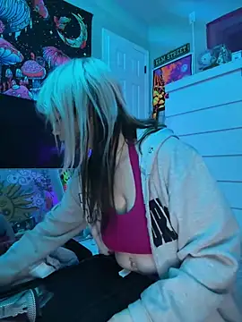 Cutiepiespanks online show from April 4, 6:01 am