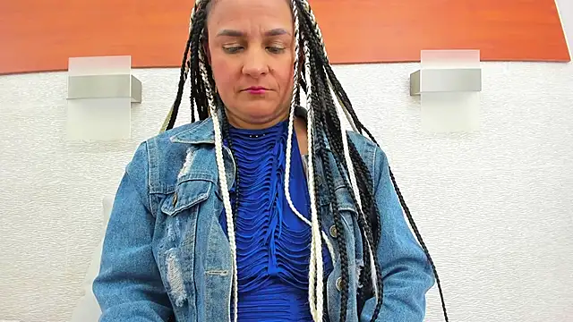 allice green online show from October 20, 2:47 am