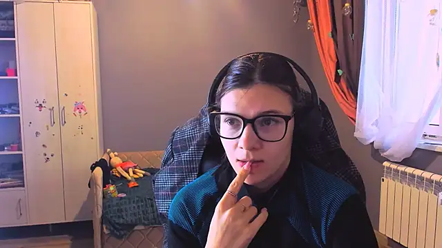 MollyLollipop online show from December 2, 2:57 am