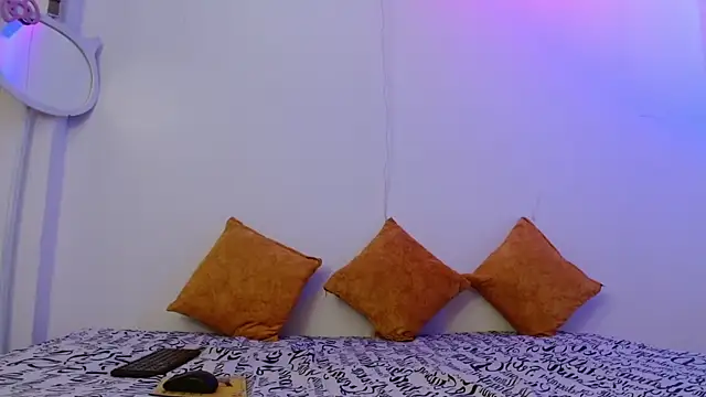 Martina1369 online show from July 8, 5:09 am