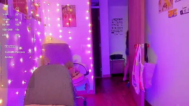 linda giggle online show from October 5, 10:48 pm