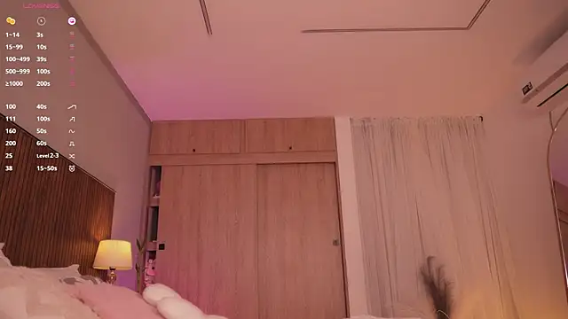 tatikiss  online show from February 7, 12:20 pm