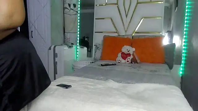 SexyyNana online show from October 4, 2:39 am