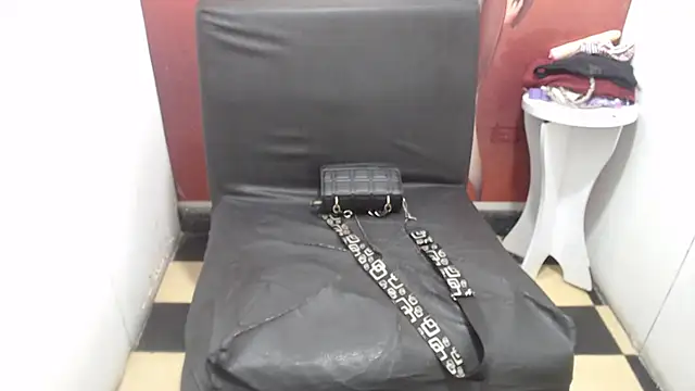 Laura hottt online show from October 17, 3:26 pm