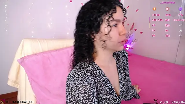 Karolina 1 online show from April 21, 1:51 pm