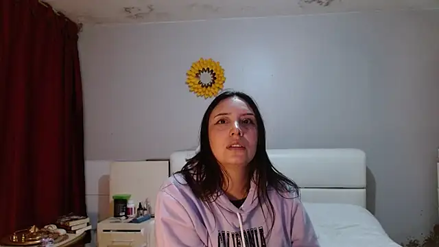 Freyja soh online show from April 16, 8:41 pm