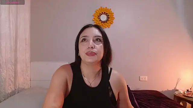 Freyja soh online show from September 20, 3:43 pm