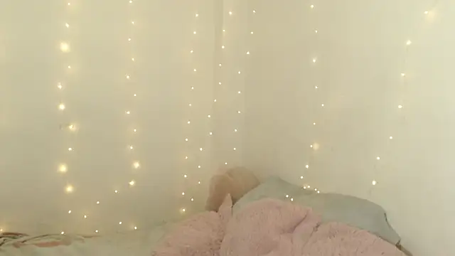 SweetSofty online show from October 18, 10:00 pm