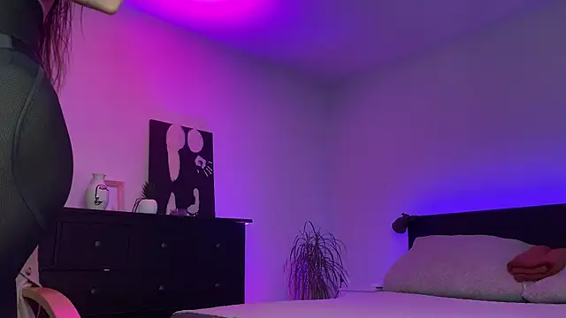 spottyyy online show from October 13, 8:22 pm