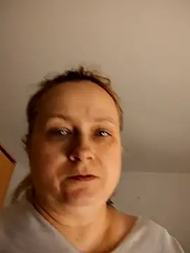 She-devilx online show from February 15, 12:02 am