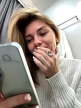 ValenciaShock online show from October 20, 7:22 am