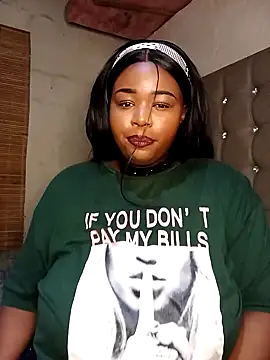 Aalyiah445 online show from October 21, 6:23 pm