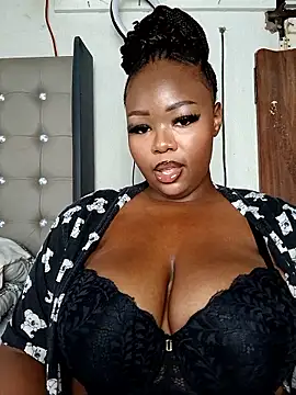 Aalyiah445 online show from January 11, 7:35 am