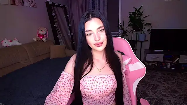   Malika   online show from October 22, 2:44 pm