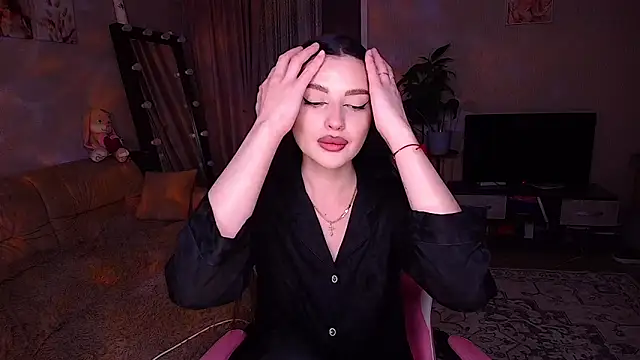   Malika   online show from March 13, 4:30 pm