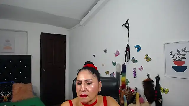 mature bigboobs10 online show from February 15, 4:48 am