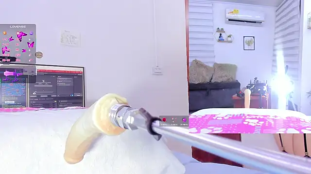 Soraya Davis online show from September 25, 9:19 am