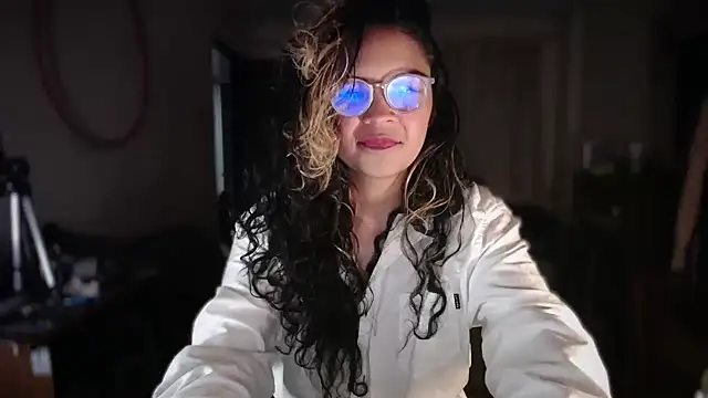 Hathorlove online show from April 24, 3:31 am