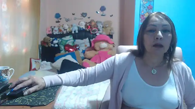 milfeddy  online show from September 13, 12:35 pm