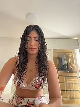 Gaby zahir  online show from October 29, 3:25 pm