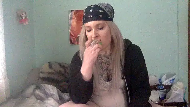 alexabunni online show from March 27, 3:02 pm