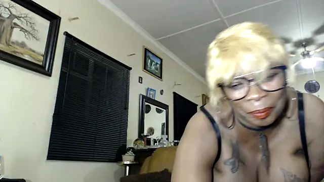 Gucci Bx online show from October 8, 6:56 pm