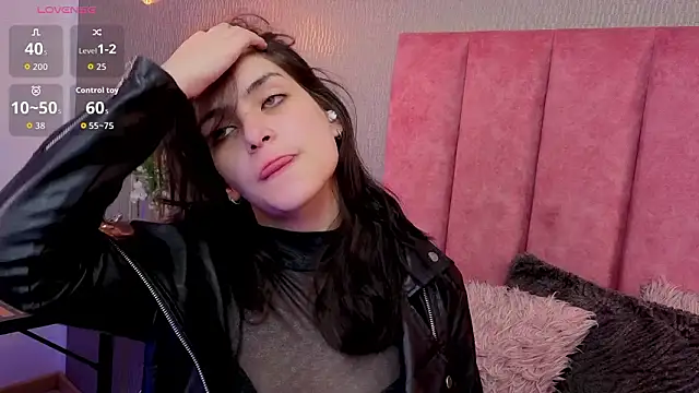 Alexa Thaylor  online show from March 14, 3:46 pm