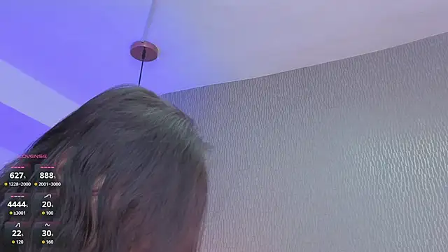 Alexa Thaylor  online show from March 17, 4:33 pm