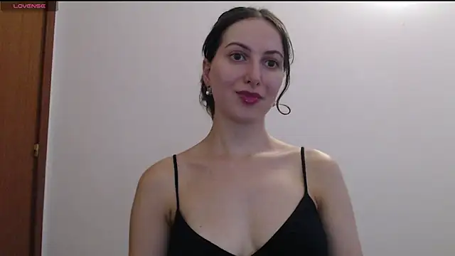  Hot Lady  online show from August 3, 6:57 pm