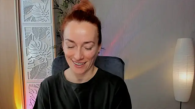 RebeccaMartinez online show from March 13, 7:09 am