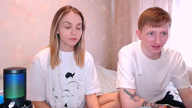 juliaanddima online show from April 9, 7:58 am