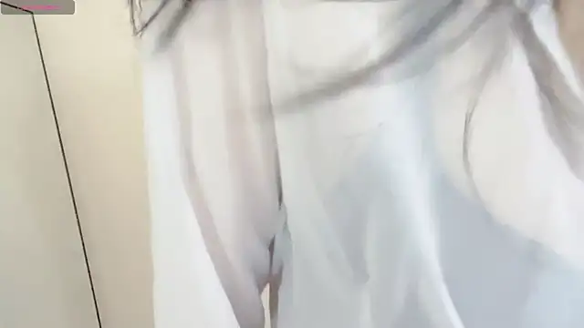 4uoki online show from September 28, 3:17 pm