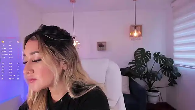 dina ride online show from September 17, 12:36 pm