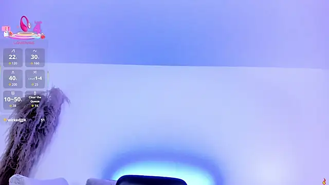 charlottewhitte online show from October 12, 12:40 pm