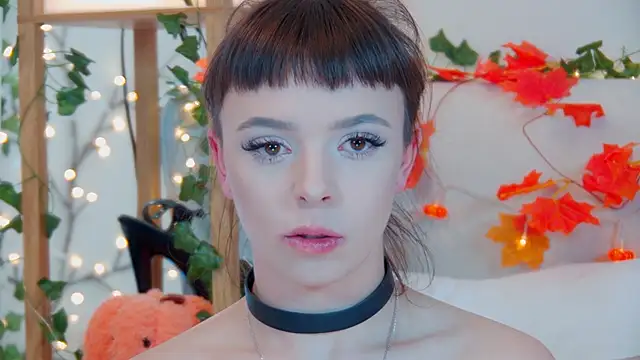 ElisabethDavis online show from September 29, 3:28 pm