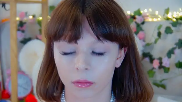 ElisabethDavis online show from April 1, 7:22 pm