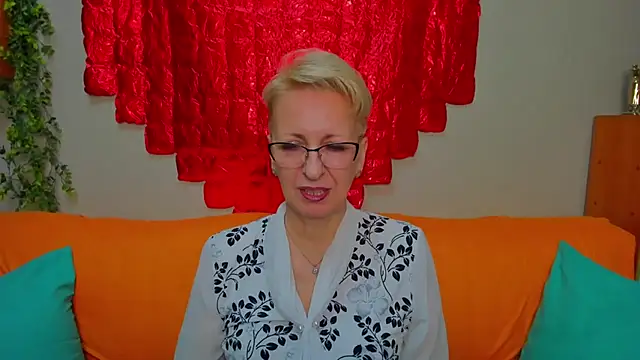 iamyourdream89 online show from March 8, 5:06 pm