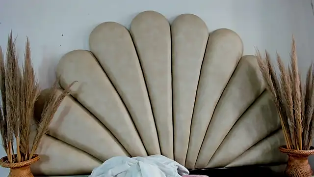 Natasha  Blue online show from October 6, 6:56 pm