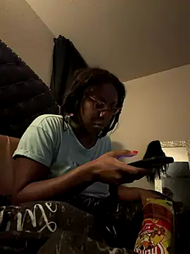 TrueeFantasee online show from November 11, 5:47 am