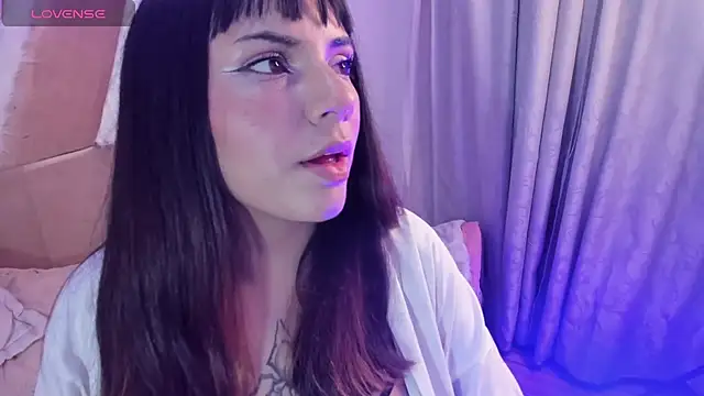 xhinata hyugax online show from December 21, 10:03 pm