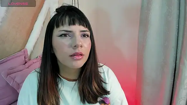 xhinata hyugax online show from September 10, 12:10 am