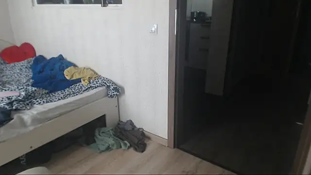 amanda kiss kiss online show from April 23, 12:01 pm